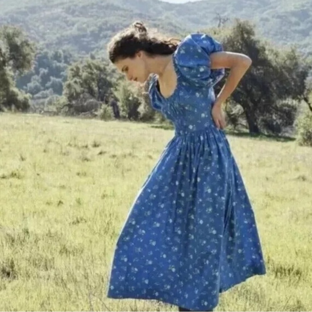 DÔEN Blue Floral Dress